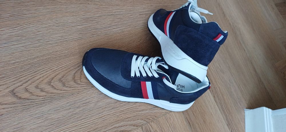 Кроссовки Tommy Hilfiger