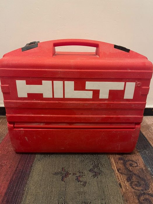 Hilti DSH 900 și  Hilti DC-SE 20