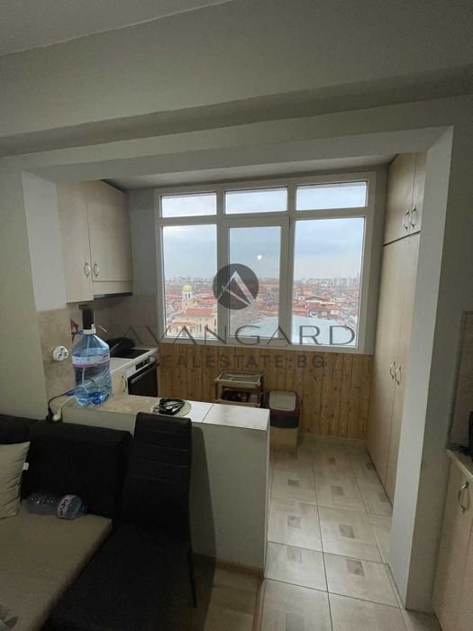 Продава се Четиристаен апартамент в Пловдив, Изгрев - 110 кв.м за 733 €/кв.м - Снимка #5