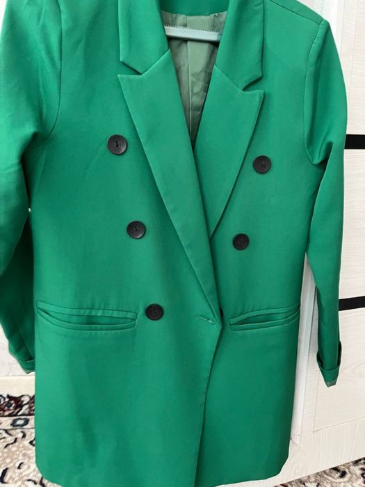 Ayolar uchun kastum.