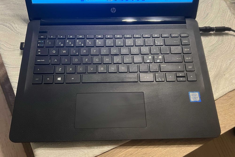 Laptop HP 14 Core i3-7100U 6GB SSD 128GB Windows 11 14 Inch