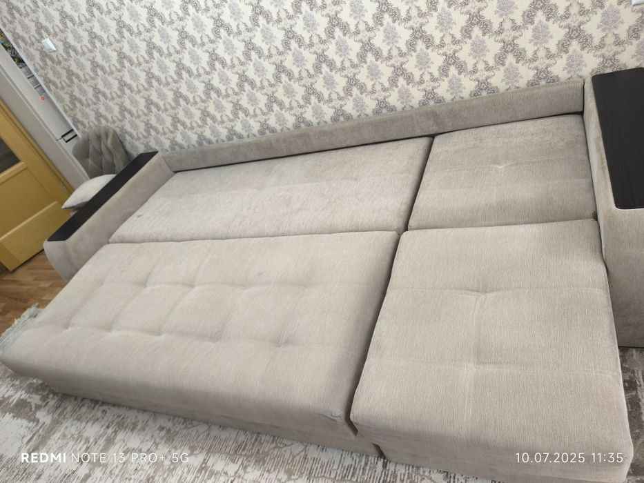 Диван в отличном состоянии