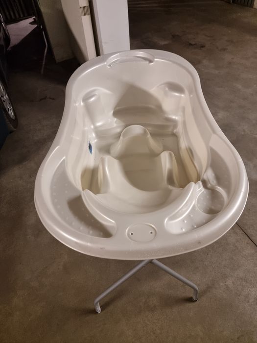 Cădiță cu suport metalic