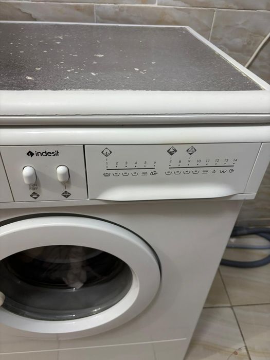 Продам стиральную машину