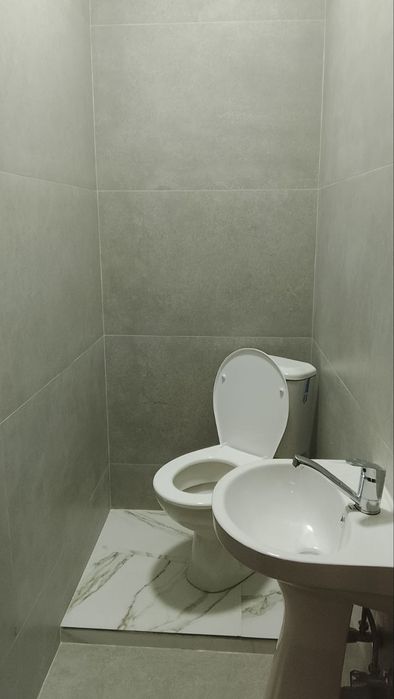 Beruniy metro jarariqda Qizlarga 900000