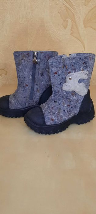 Продам валенки детские