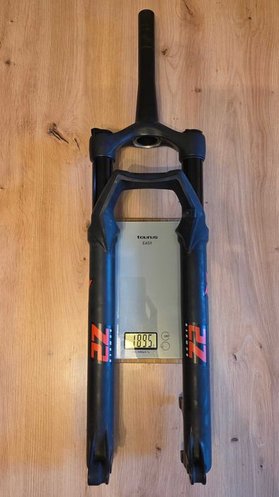 XC Вилка Marzocchi Bomber Z2 29" Boost Suspension Fork 100 mm