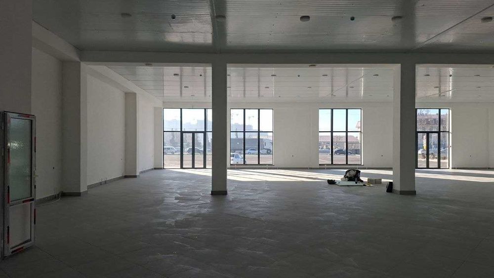 Аренда магазина 2460 м2