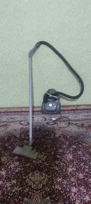 Plesos plisos Lg ishliydi, korpusi singan faqat