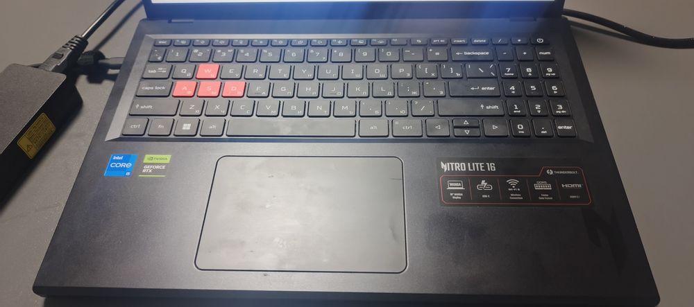 Игровой ноутбук Acer Nitro Lite 16