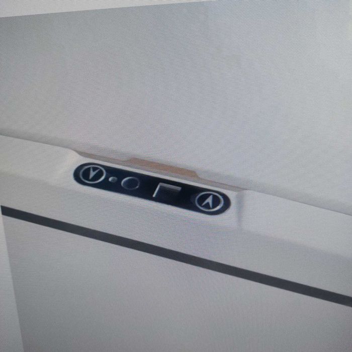 Мусорное ведро с сенсором.