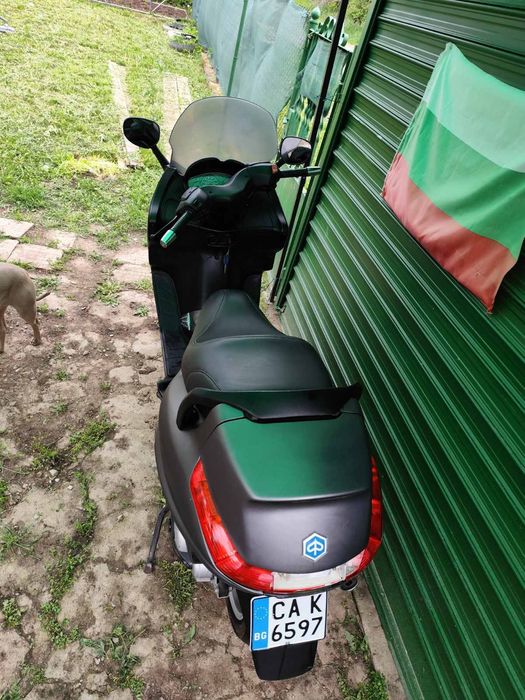 Пиаджо х 8 400 Piaggio X8 400
