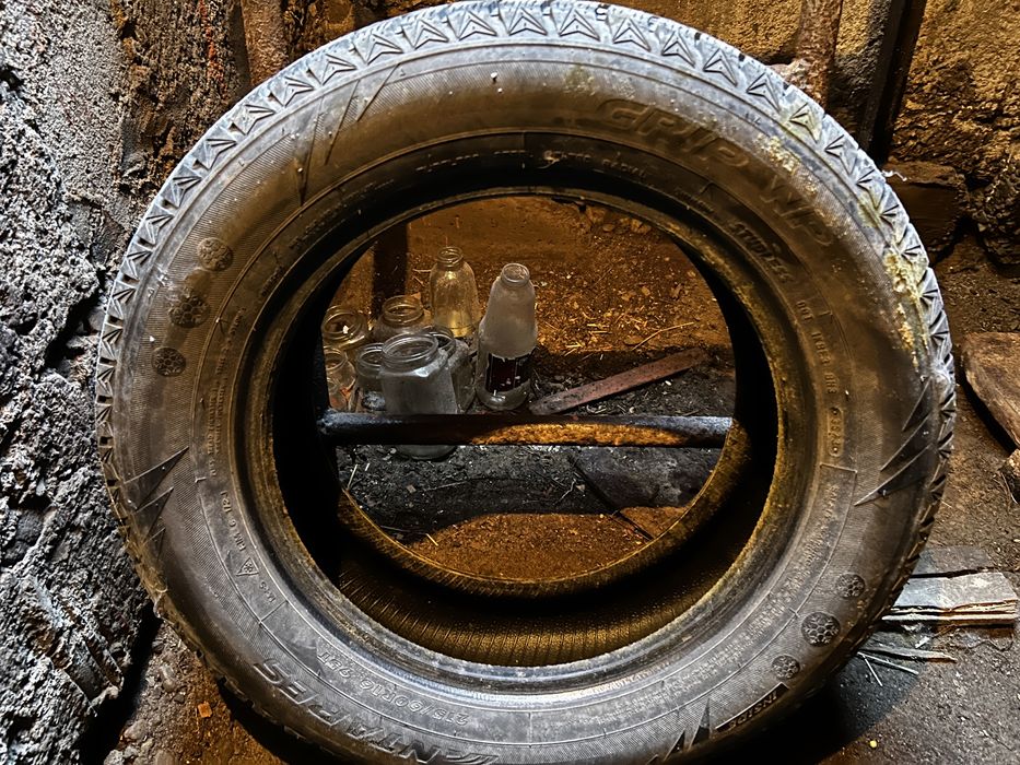 Зимние шины 215/60 R16