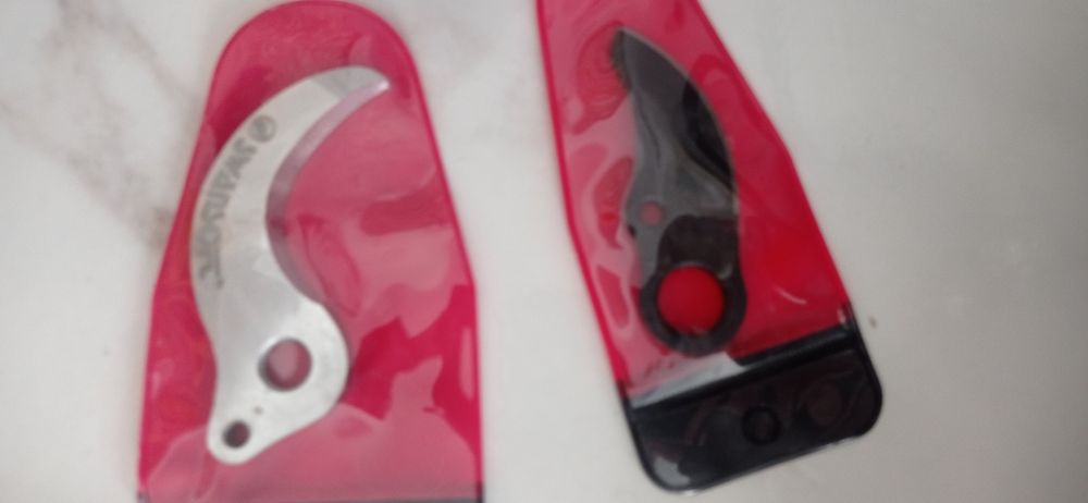 Foarfecă electrică pentru vie sau pomi