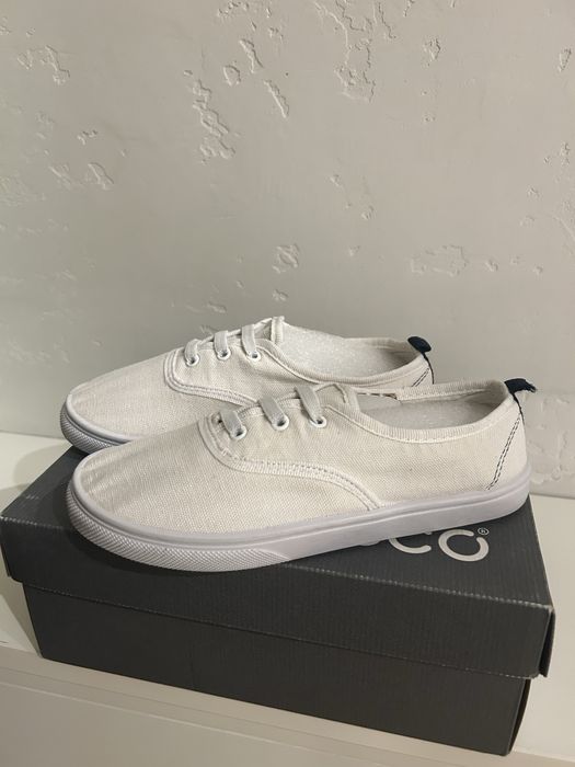 обувь для девочки 34/35 размеры