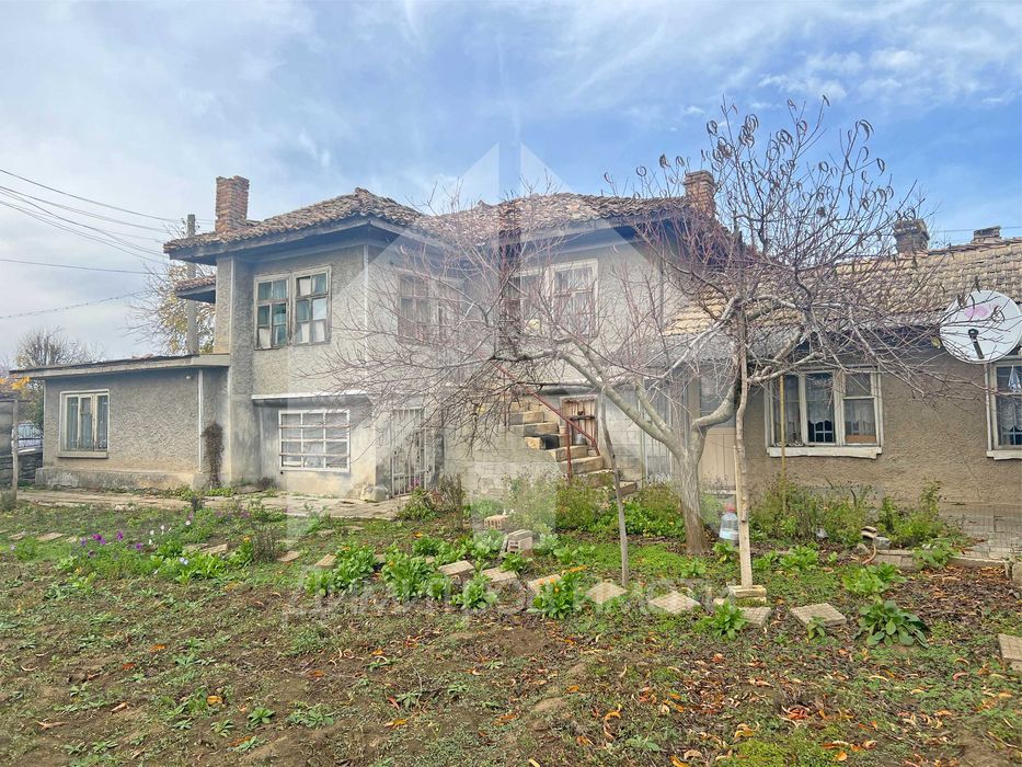 Продава се Къща в с. Мировци, Област Шумен - 100 кв.м за 87 €/кв.м - Снимка #11