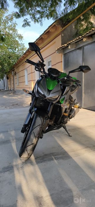 Продаётся Kawasak z1000 в идеальном состоянии