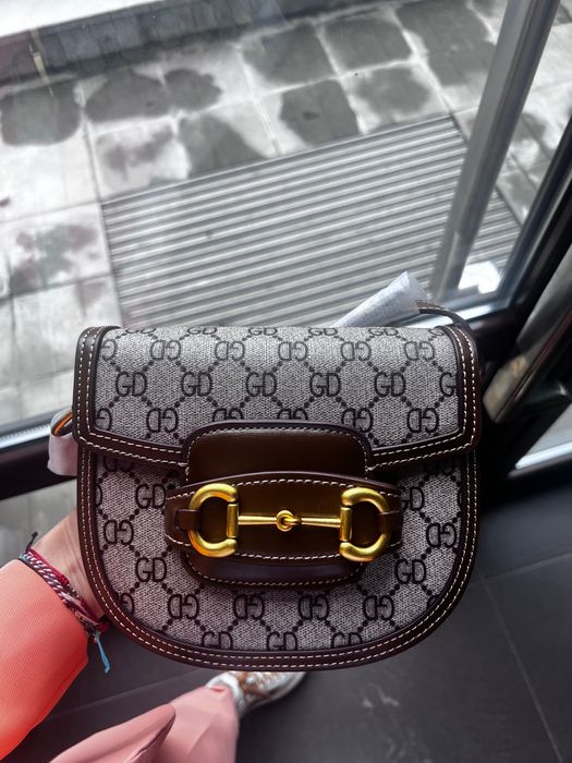 Модерна дамска чанта