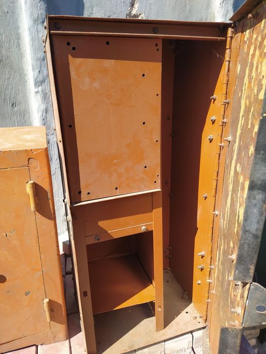 Металлические сейфы