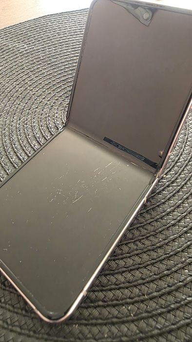 Samsung Galaxy Z Flip 5 – 256 GB – Лавандула