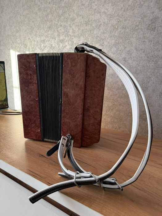 Продам гармонь Тульская