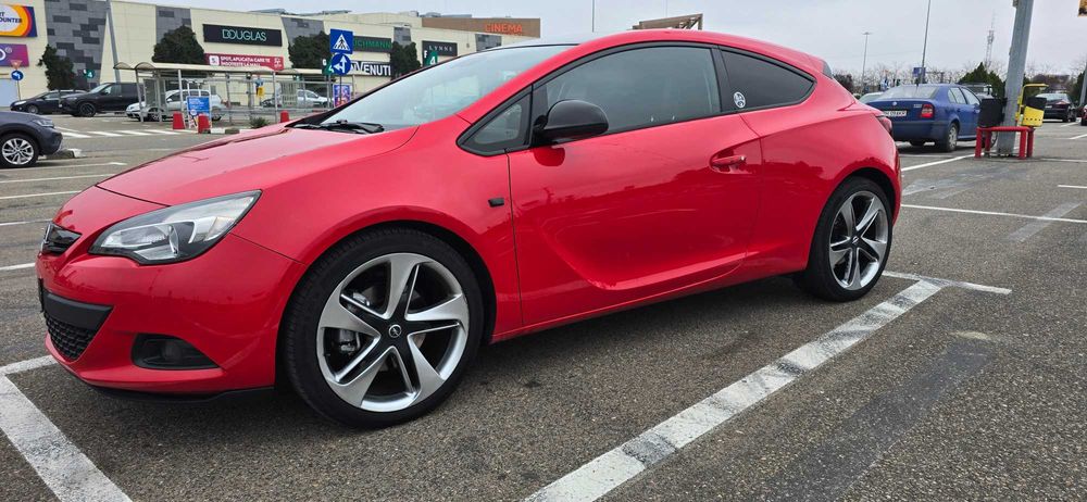 Se vinde Opel Astra GTC