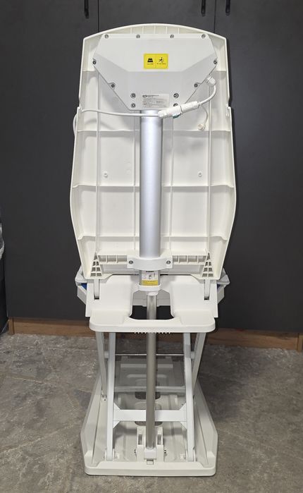 Инвалидное кресло (подъемник)