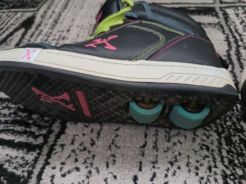 Adidasi cu role sidewalk sport