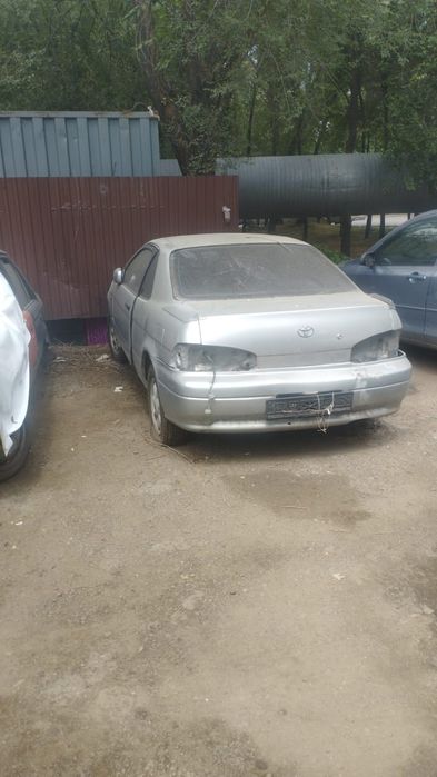 Машина Тойота кунос