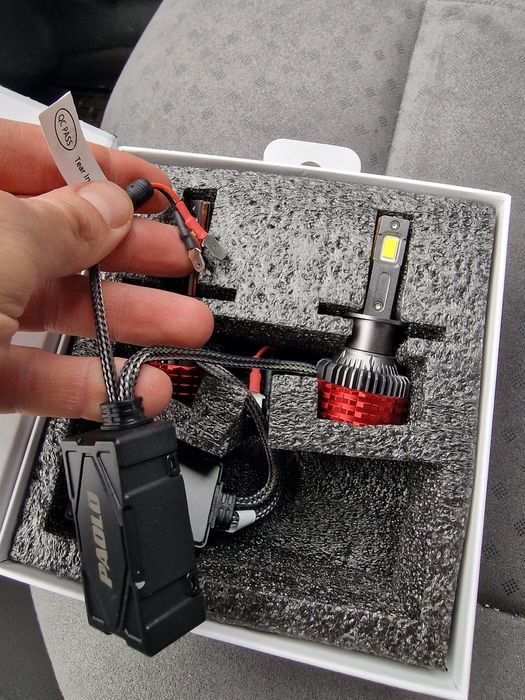 Лед крушки  H1 комплект