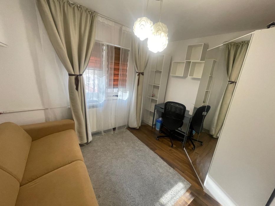 de inchiriat apartament 2 camere Piata Resita