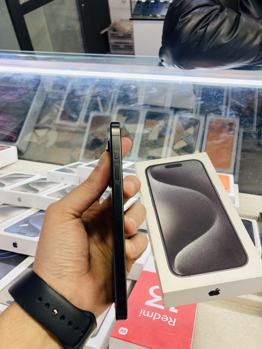 iPhone 15 Pro 256 gb black