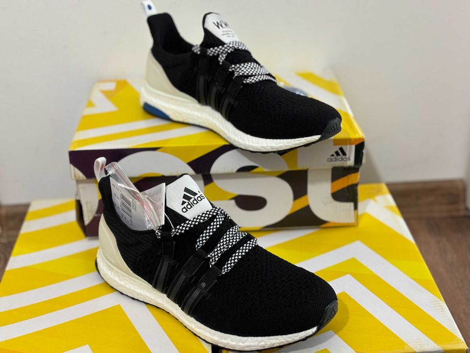 Adidas Ultra Boost - Специално издание W.W., размери 41 1/3, 42, 44