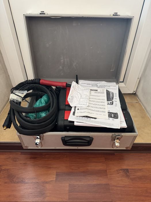 Сварочный аппарат Telwin Technology Tig 185 DC KIT ALU CASE