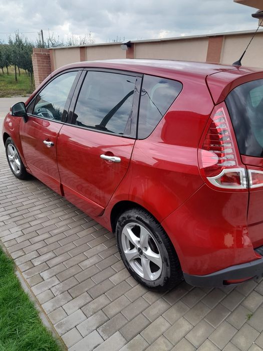 Renault scenic 3  2010