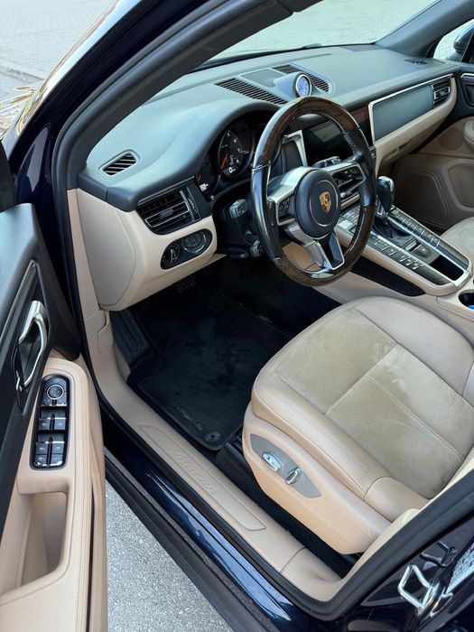 PORSCHE Macan 2021 2.0 Turbo Benzină
