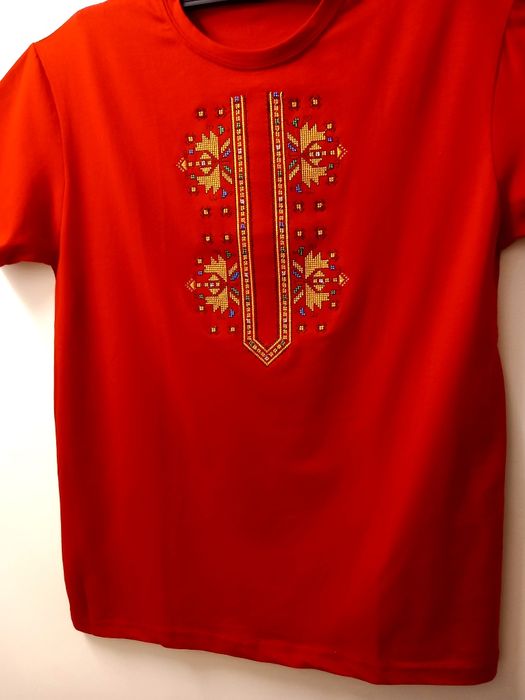 Тениска с шевица