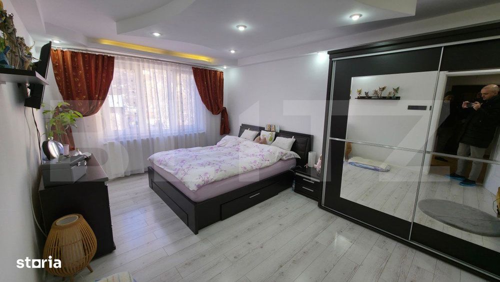 Apartament de vanzare, cu 4 camere, 83 mp utili, strada Tarpiului