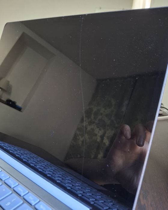 Microsoft Surface Laptop Go i5 1035G1