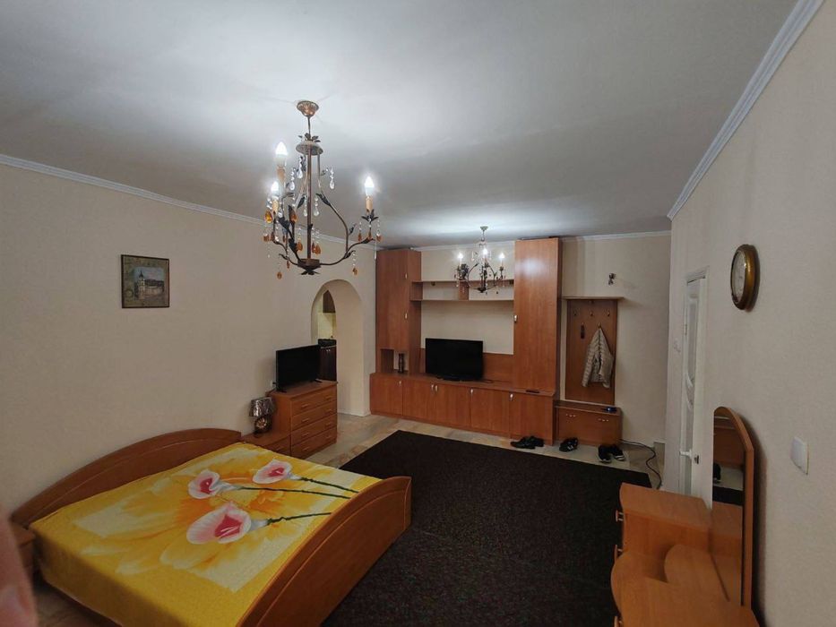 Продается 1в2 комнатная квартира Ц2 ул. Гоголя Алайский