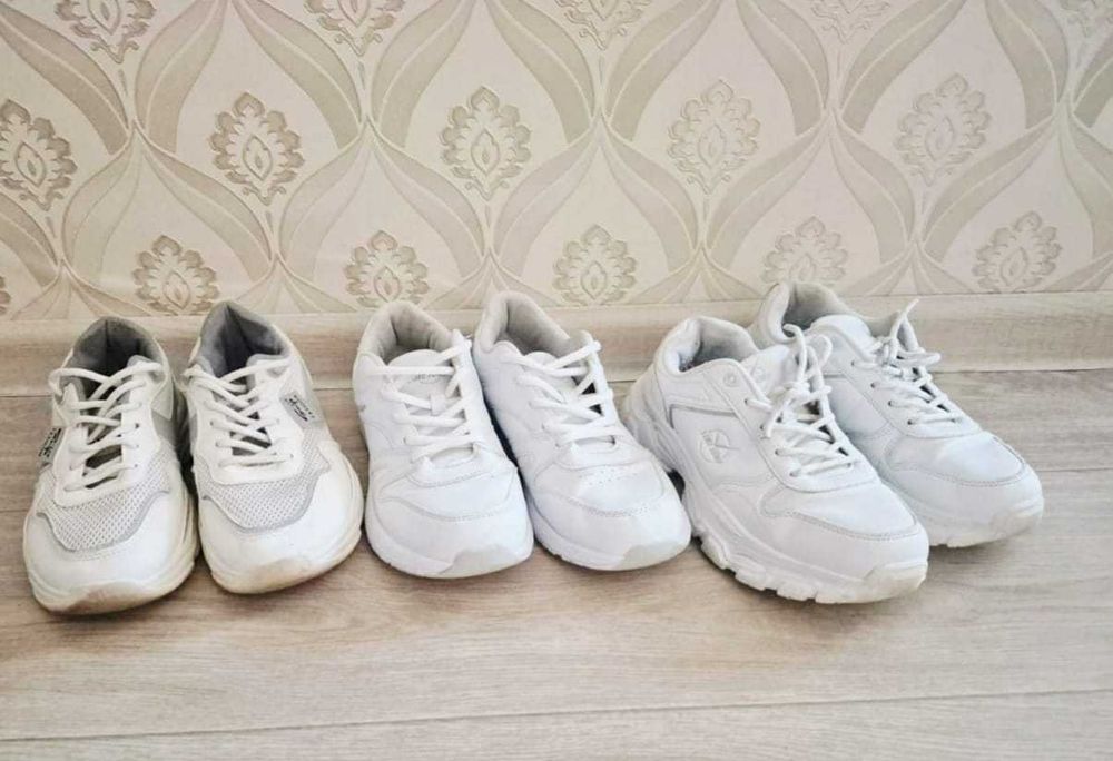 Продам несколько пакетов одежды и обуви