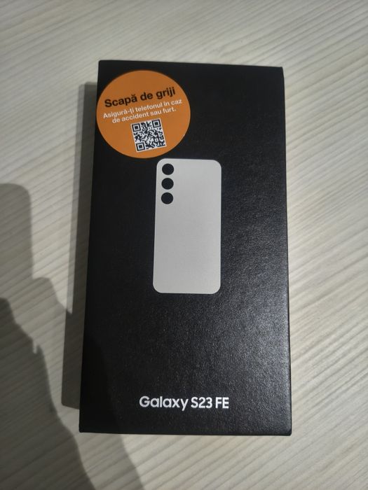 Samsung S23FE alb, 8Gb RAM și 128Gb memorie interna!