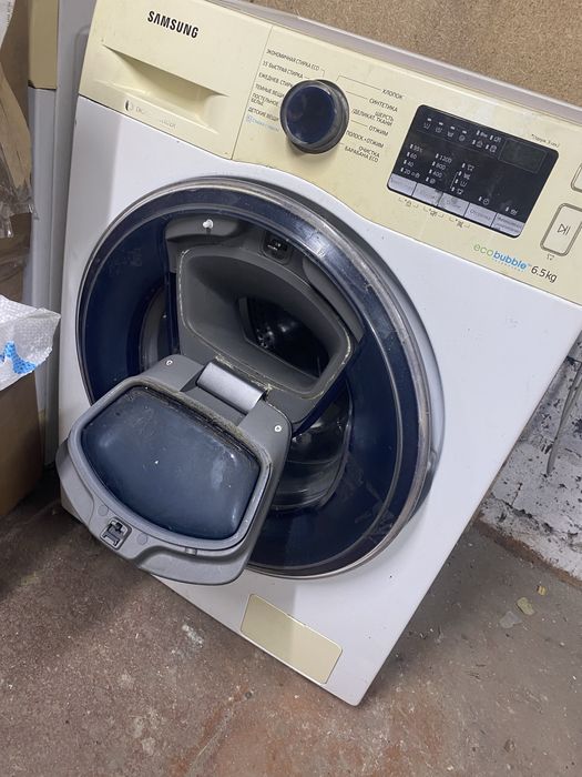 Продам стиральную машинку