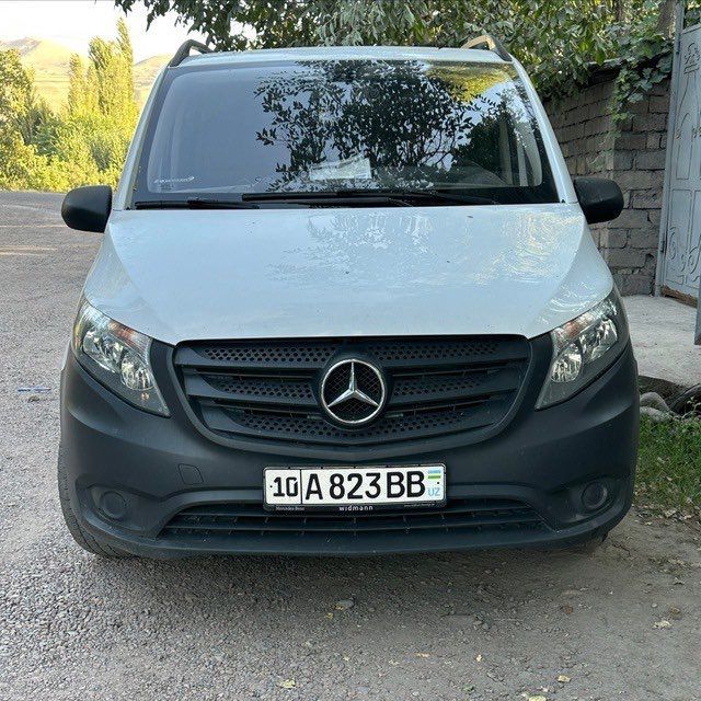 Mercedes benz.
