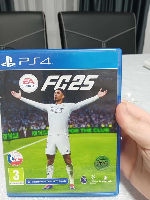 PlayStation 4 – 500 GB – Pachet complet