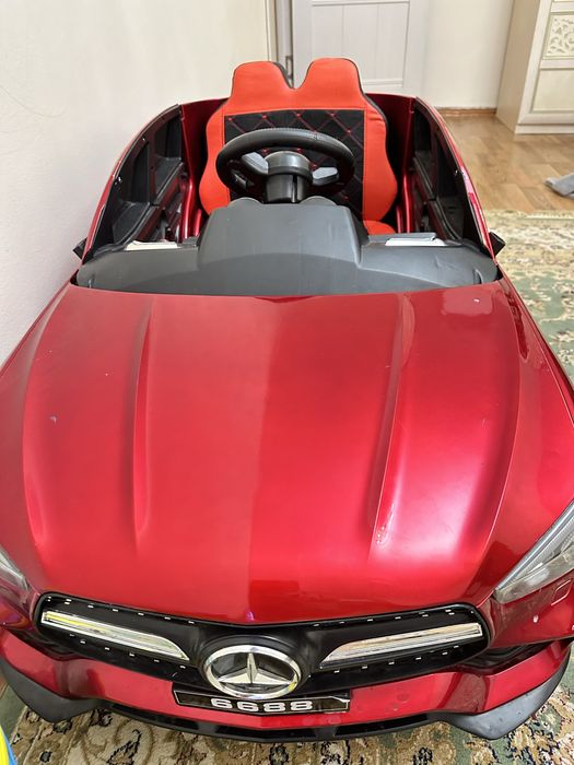 Машина с пультом управления с зарядкой портативная