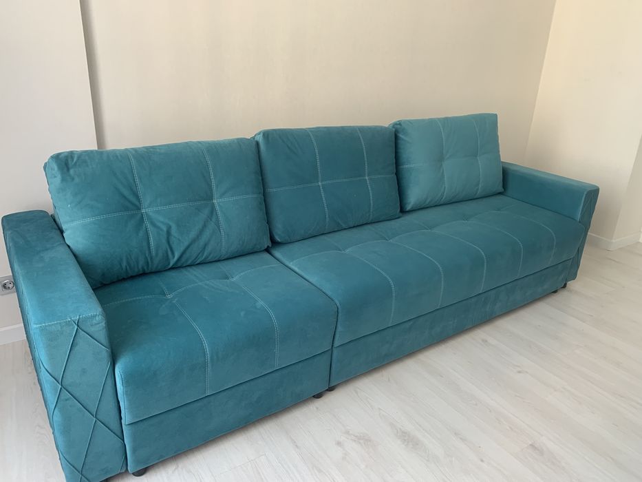 Продам срочно диван 3 метра