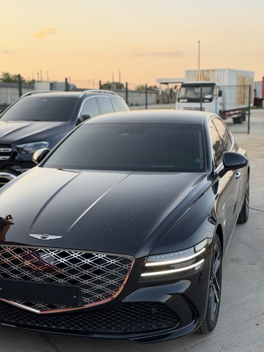 Genesis G80 AWD 2.5