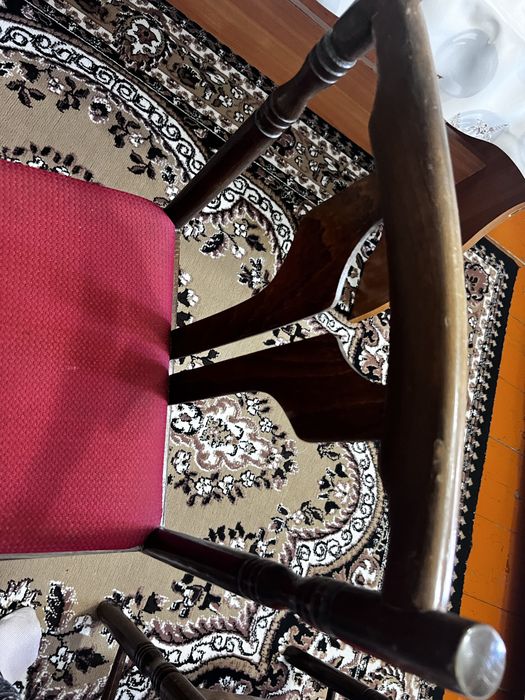 Продам белорусский стулья!