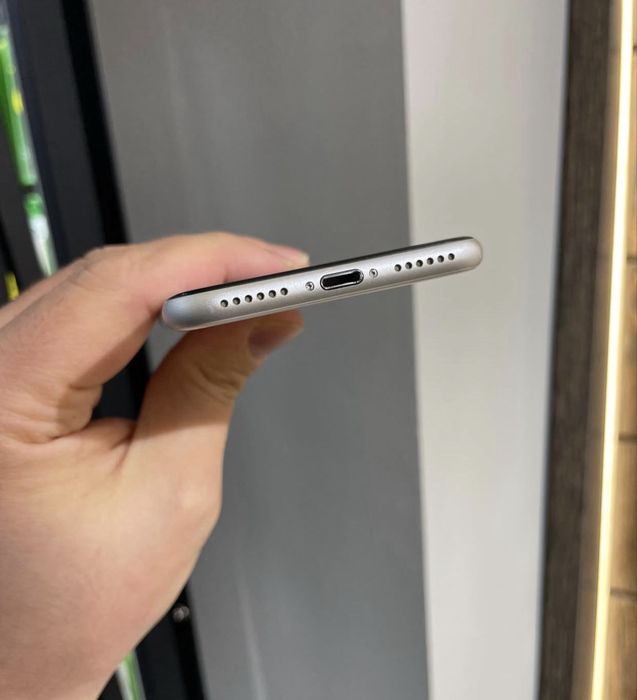 IPhone SE WHITE Dual sim